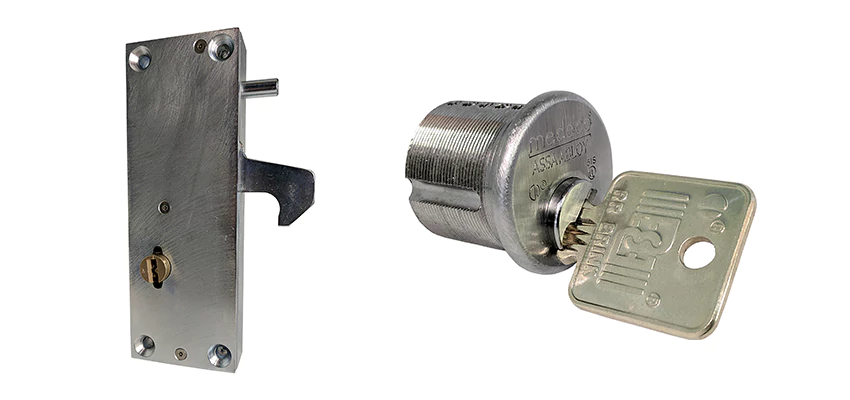 RR Fence Gates Brink Locks Repair in San Mateo, California